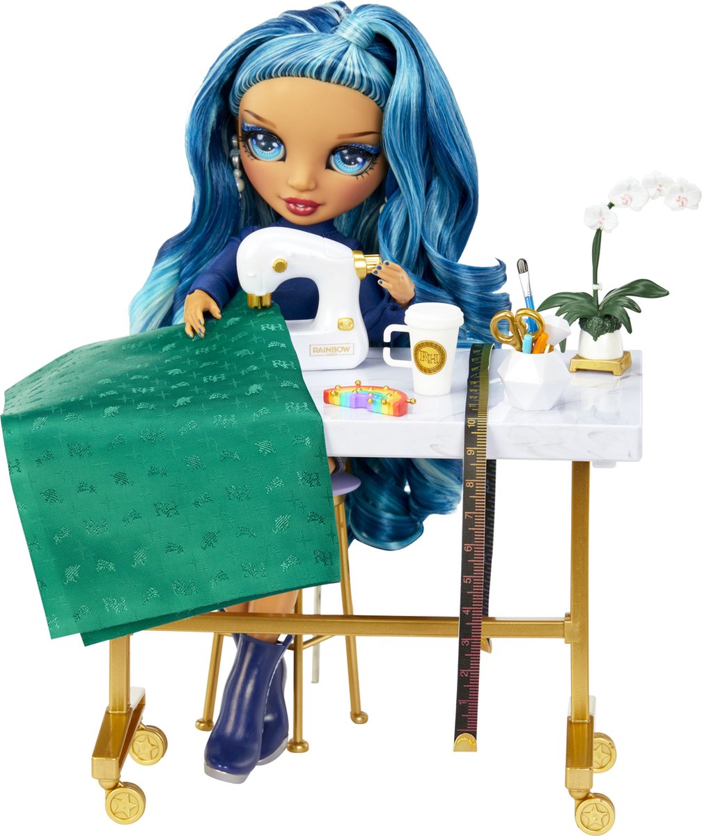 Rainbow High Dream & Design Fashion Studio Speelset - Met Skyler Doll