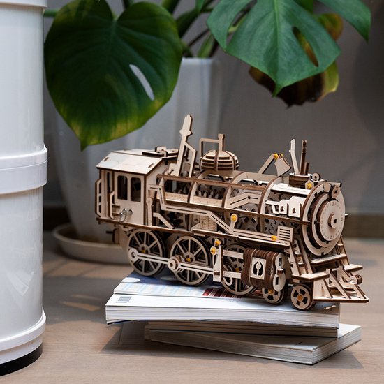 Locomotief hout  LK701