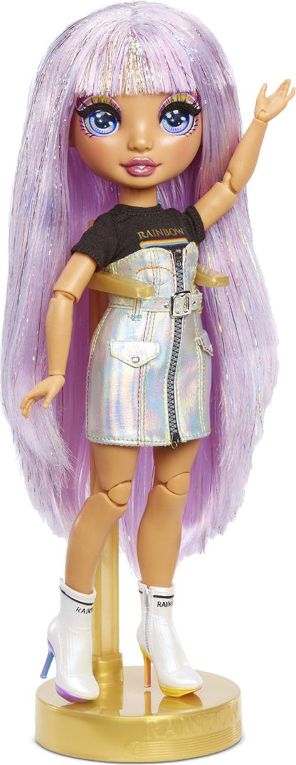 Rainbow High Fashion Studio - Pop Avery Styles met Poppenkleding