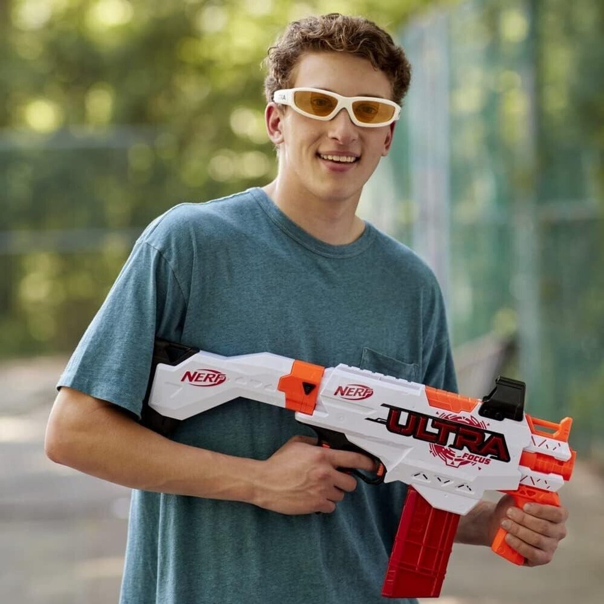 Nerf Ultra Focus Blaster - Semi-automatische Blaster met afneembare magazijn