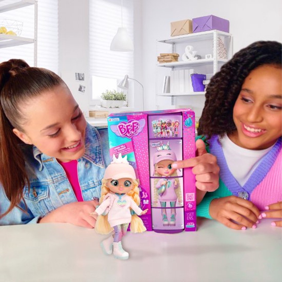 TM Toys - Pop Model doll Stella - Cry Babies BFF Best Friends Forever