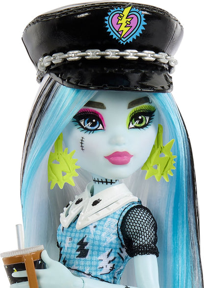 Monster High Skulltimate Secrets - Pop - Frankie Stein met garderobe