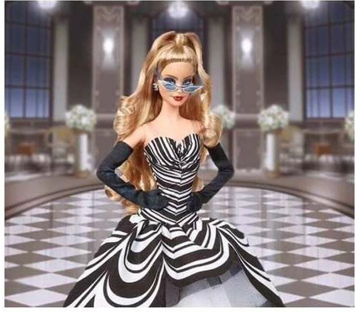 Barbie 65ste Blauwe Saffieren Verjaardag - Modepop