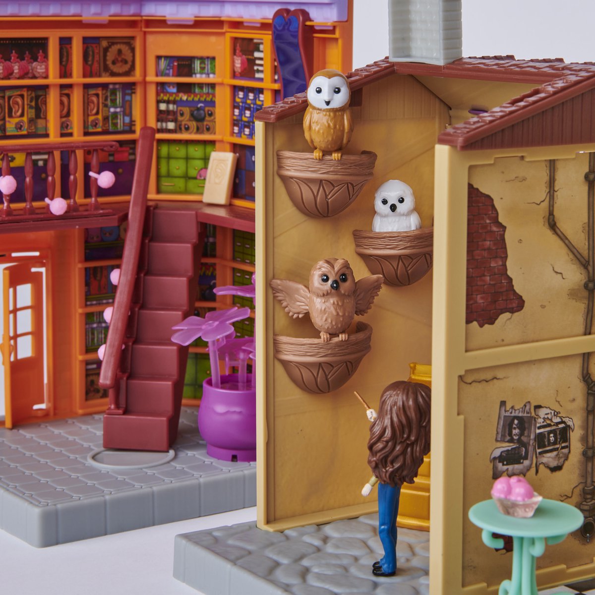 Harry Potter Magical Minis Wegisweg - 3-in-1 Speelfigurenset met licht & geluid