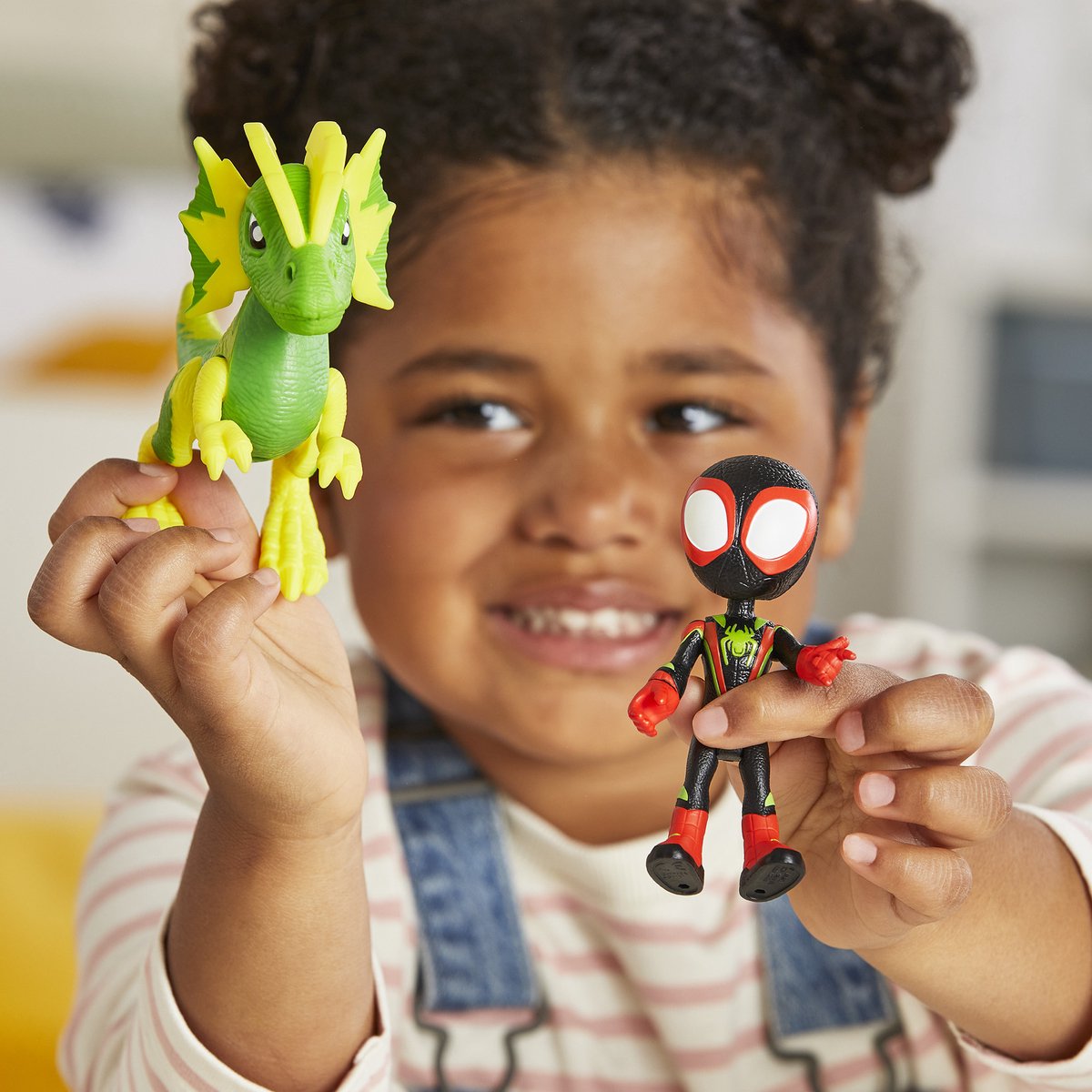Marvel Spidey and His Amazing Friends - Dino-Webs Miles Morales en Electrosaurus - Actiefiguur - 10 cm
