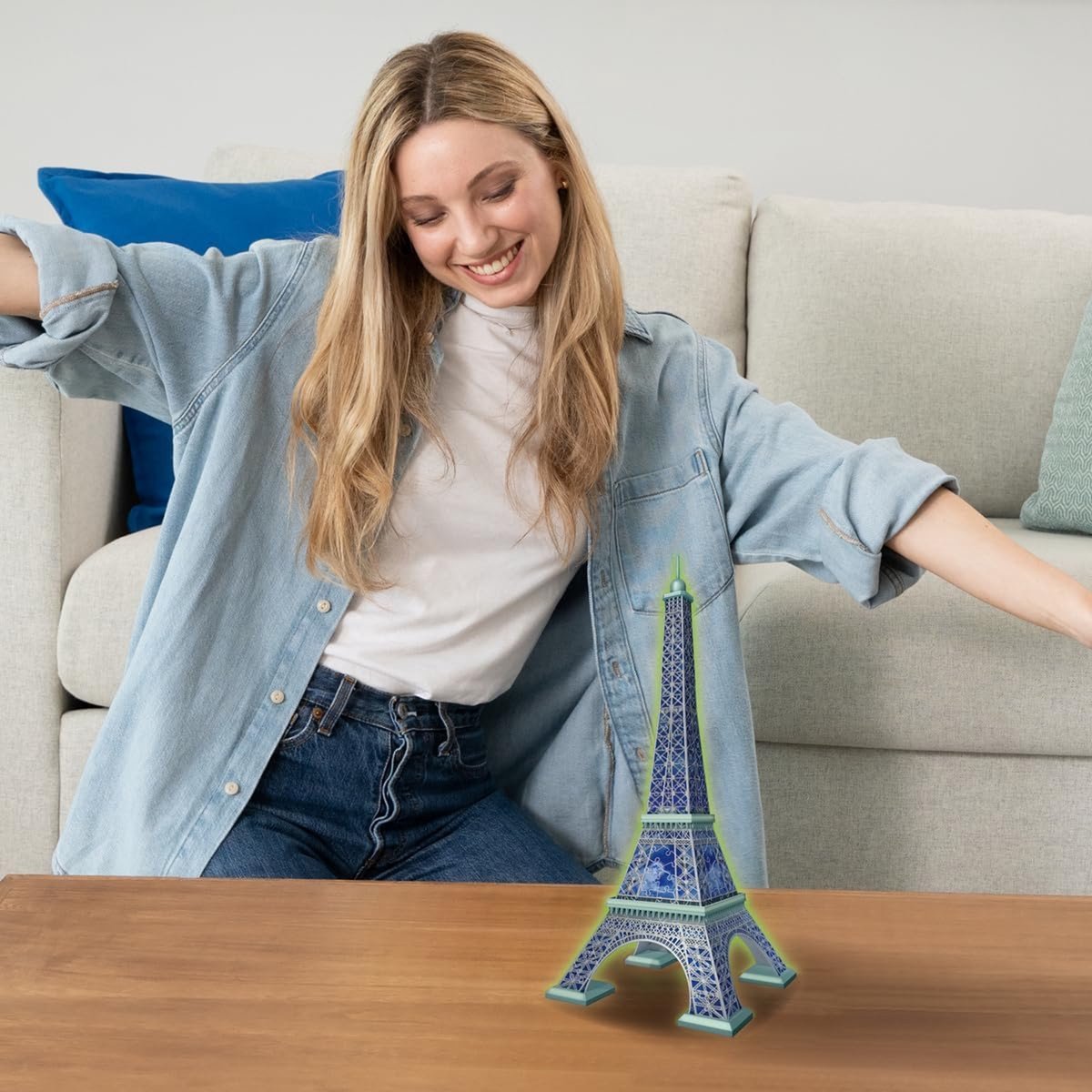 Ravensburger 3D Puzzel Eiffeltoren Glow in the dark - 216 stukjes